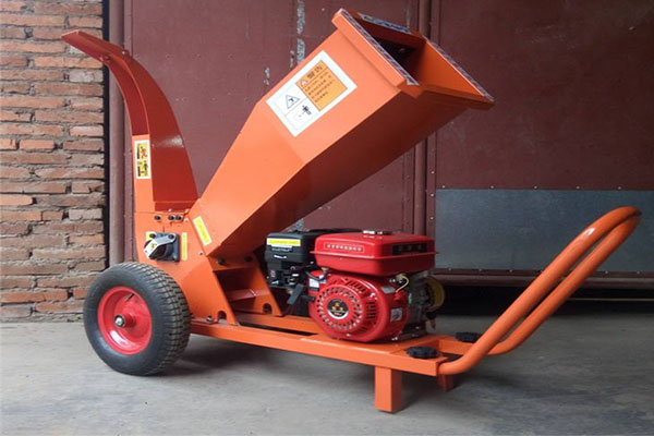 树枝粉碎机机身振动处理方法